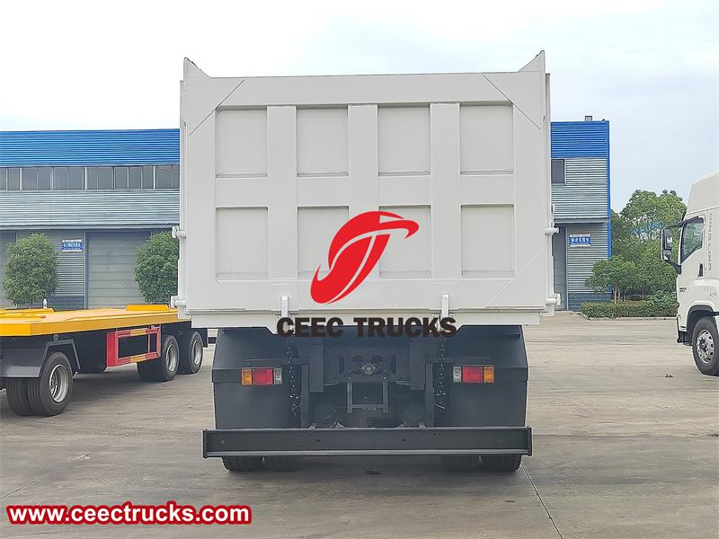 Isuzu GIGA 40 tons 8x4 mining transport truck Isuzu GIGA 40 tons 8x4 mining transport truck
