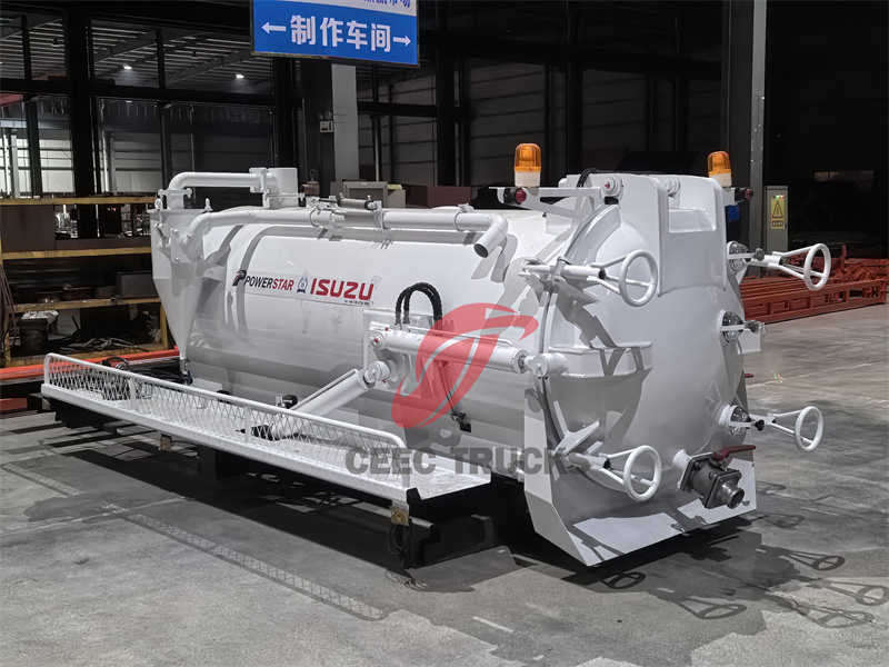 3cbm septic pump truck body parts 3cbm septic pump truck body parts