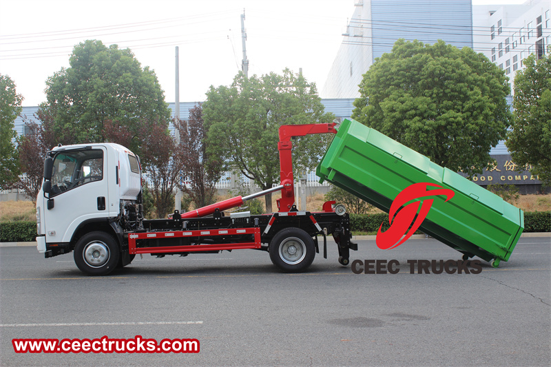 Isuzu 700P hook loader garbage truck Isuzu 700P hook loader garbage truck