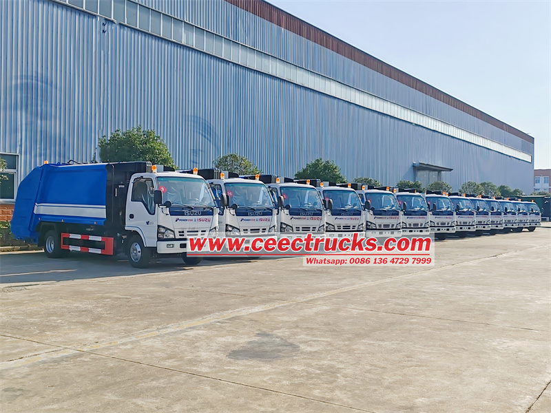 Isuzu NKR trash compactor truck Isuzu NKR trash compactor truck
