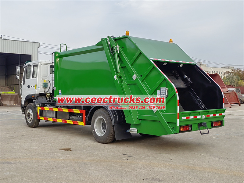 HOWO 190HP rear load trash truck HOWO 190HP rear load trash truck