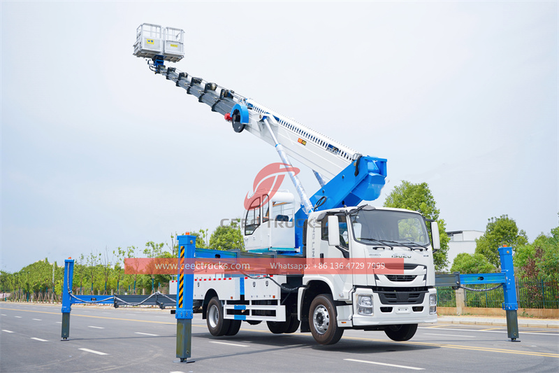 ISUZU FTR 45m aerial platform truck