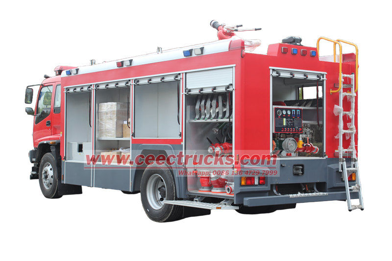 Isuzu water foam fire truck