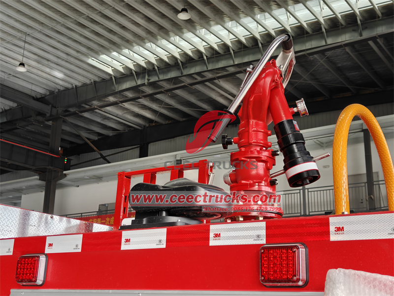 Isuzu tanker fire engine fire monitor Isuzu tanker fire engine fire monitor