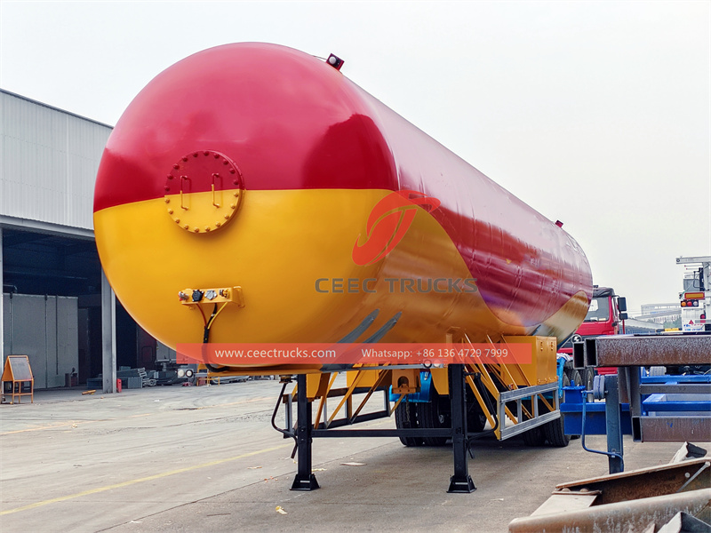 New 3-axle 39,000-liter fuel Storage Tank Trailer