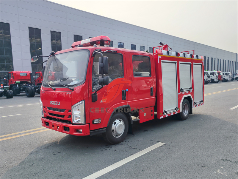 Isuzu NPR fire fighting truck