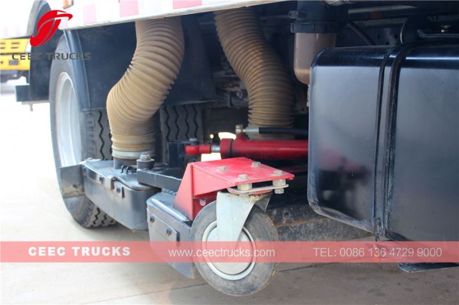 Исузу усисивач за путеве од 5 м³