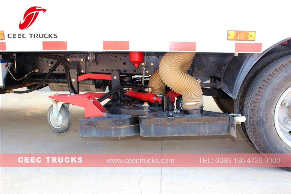 Исузу усисивач за путеве од 5 м³