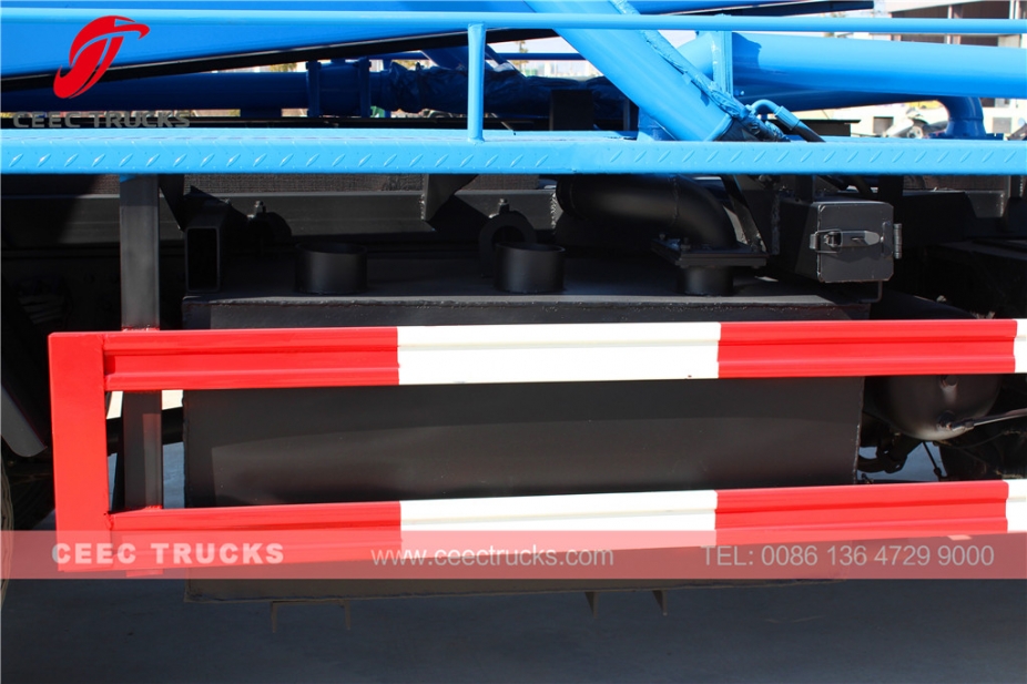 Донгфенг вакуумски камион за канализацију, 10.000Л