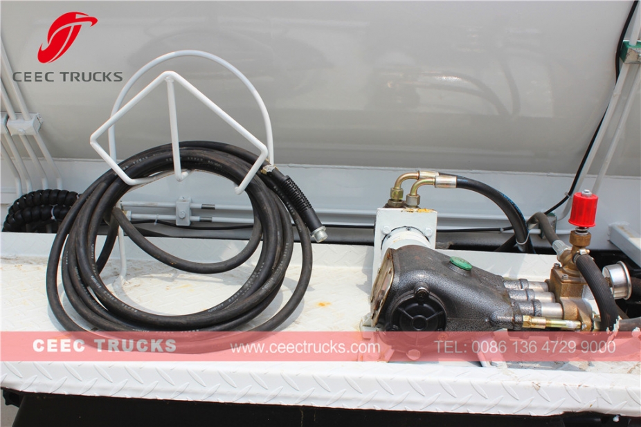 ИСУЗУ цистерна за смеће из кухиња, 4.000Л