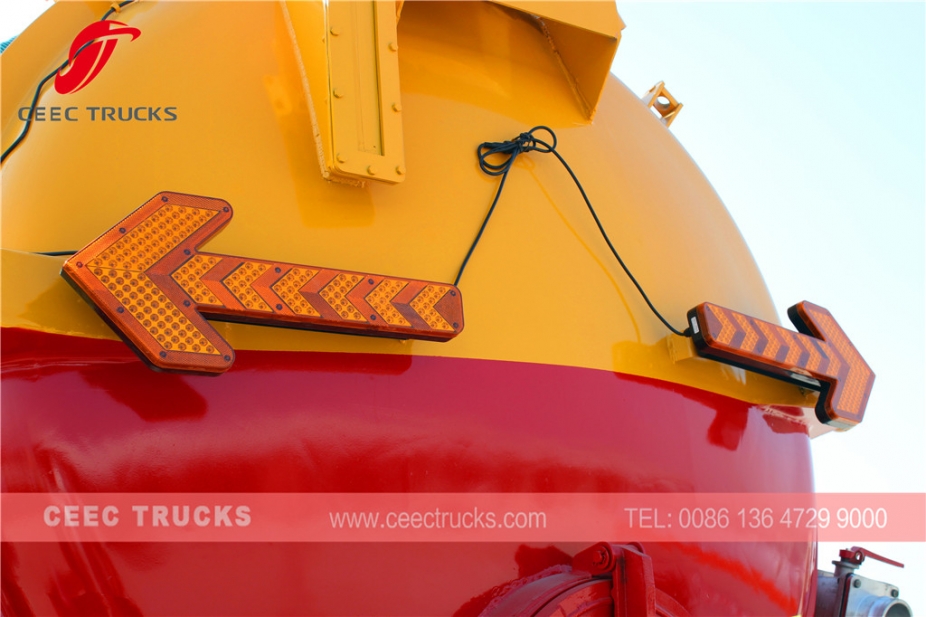 Донгфенг празниоц септичких јама, 10.000Л