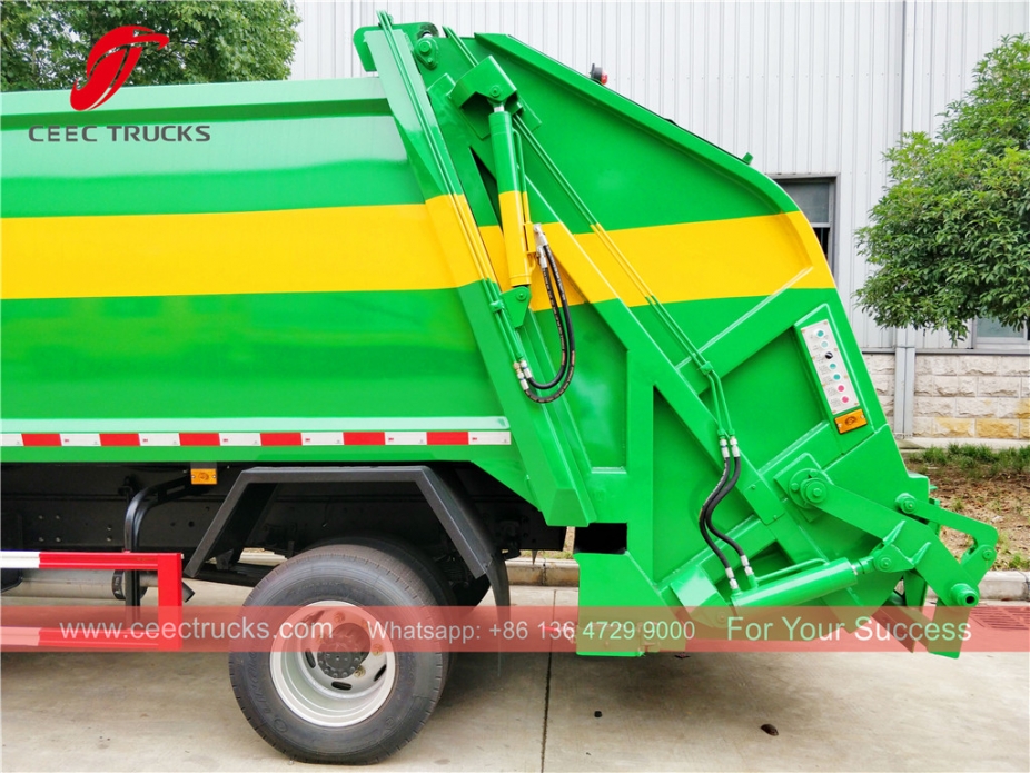 HOWO kamion za komprimiranje smeća, zapremine 8 kubnih metara, desno upravljanje