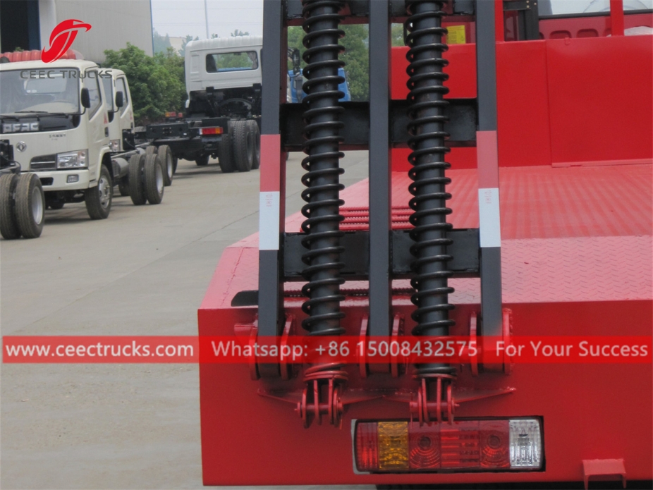 ФАВ нископодни камион са равним товаром, 5 тона