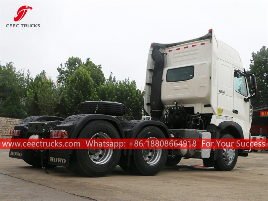 Vučni kamion HOWO 6x4