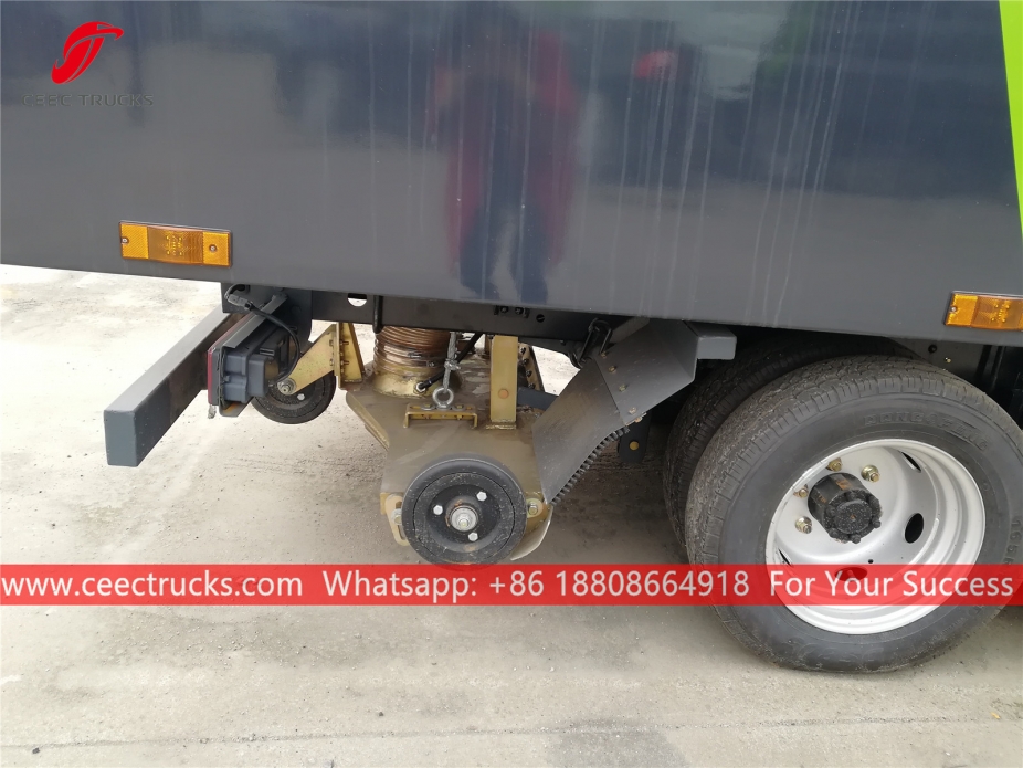 Kamion za čišćenje ulica, zapremine 2,5 kubna metra