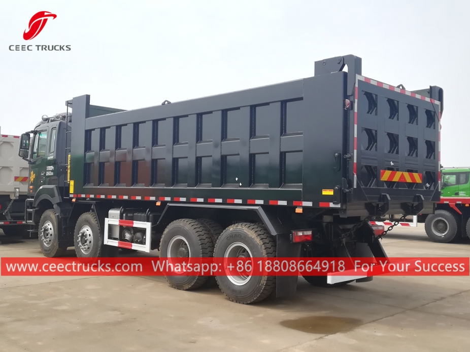 JAC 8x4 тешки камион за натоварење