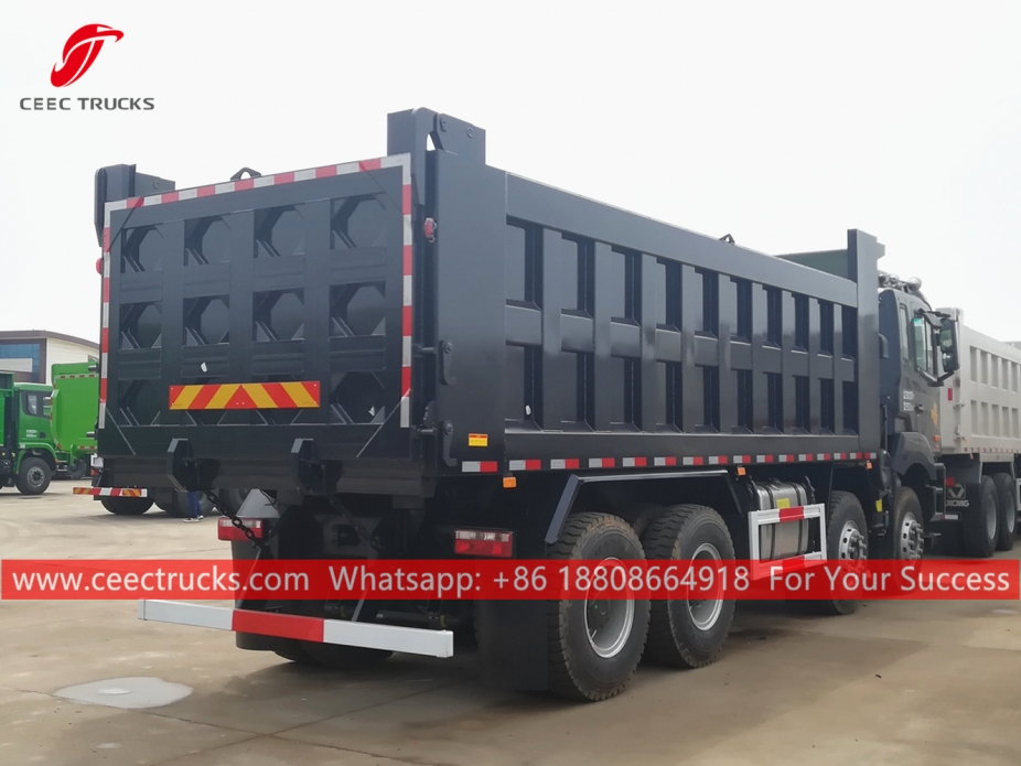 JAC 8x4 тешки камион за натоварење