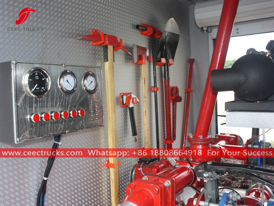 ISUZU 600P ватрогасно возило