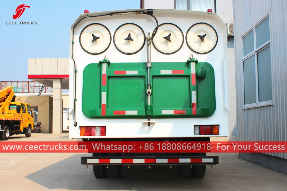 ISUZU камион за чишћење путева од 5 м³