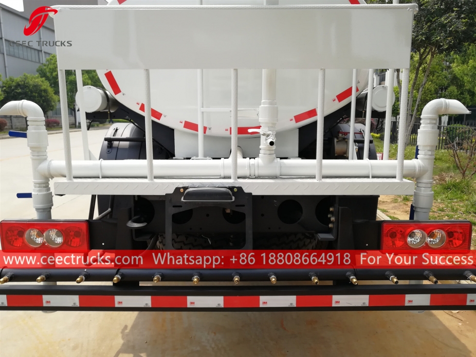 FOTON цистерна за воду са десностраним управљачем