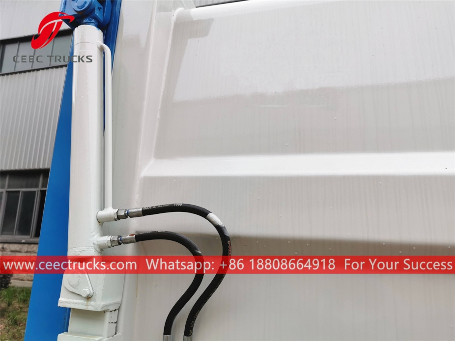 Камион за утовар кухињског отпада 5.000 л