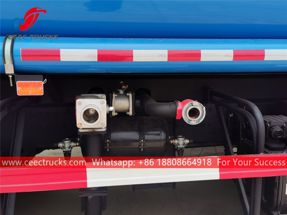 Донгфенг 6x4 цистерна за прскање воде