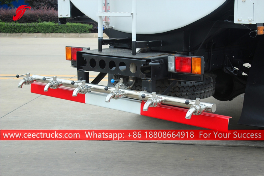 ISUZU камион за транспорт воде