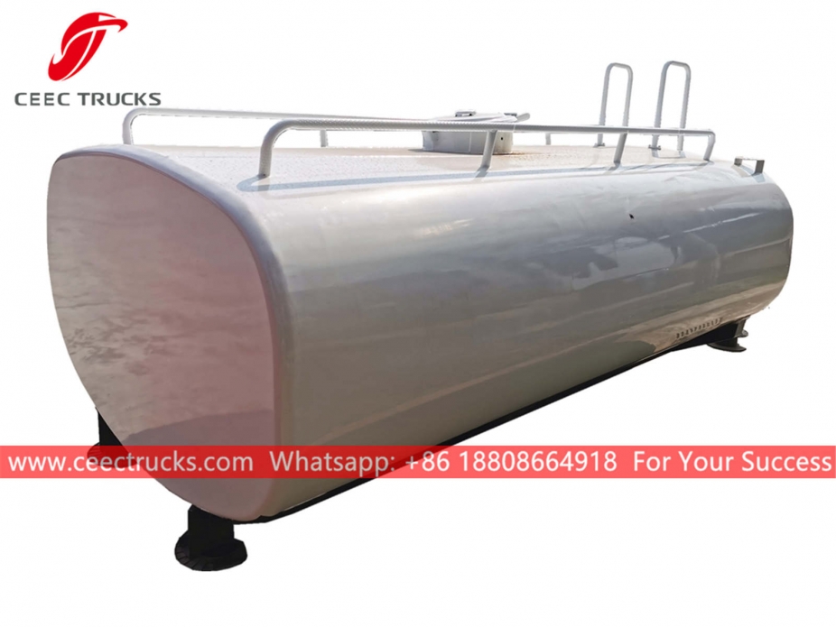 Кит цистерне за воду од 8 м³