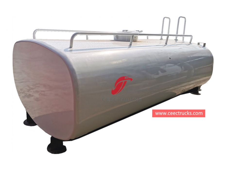 Кит цистерне за воду од 8 м³