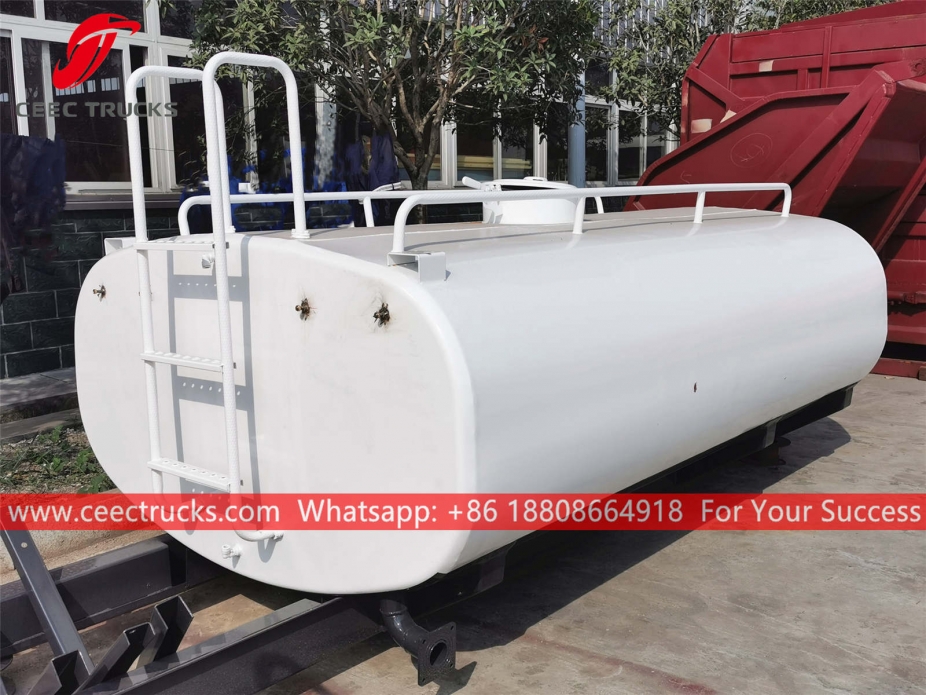 Кит цистерне за воду од 8 м³