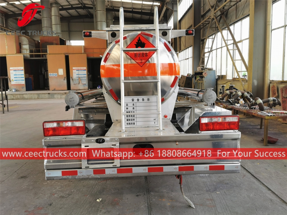 Донгфенг цистерна за гориво од 2 м³