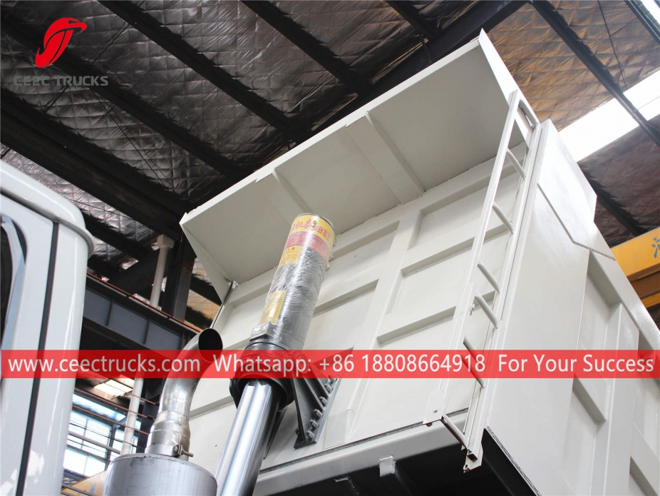 ISUZU GIGA дамп камион