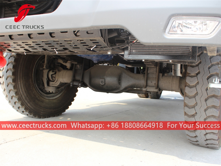 Бејбен 4x4 десно управљани камион цистерна за воду