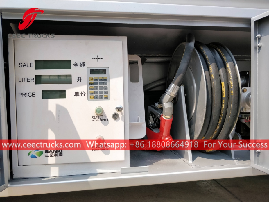 Исузу камион цистерна за гориво, запремине 4 м³