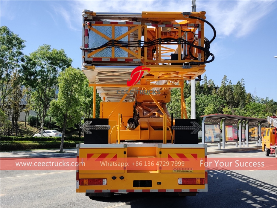 18м камион за инспекцију мостова HOWO