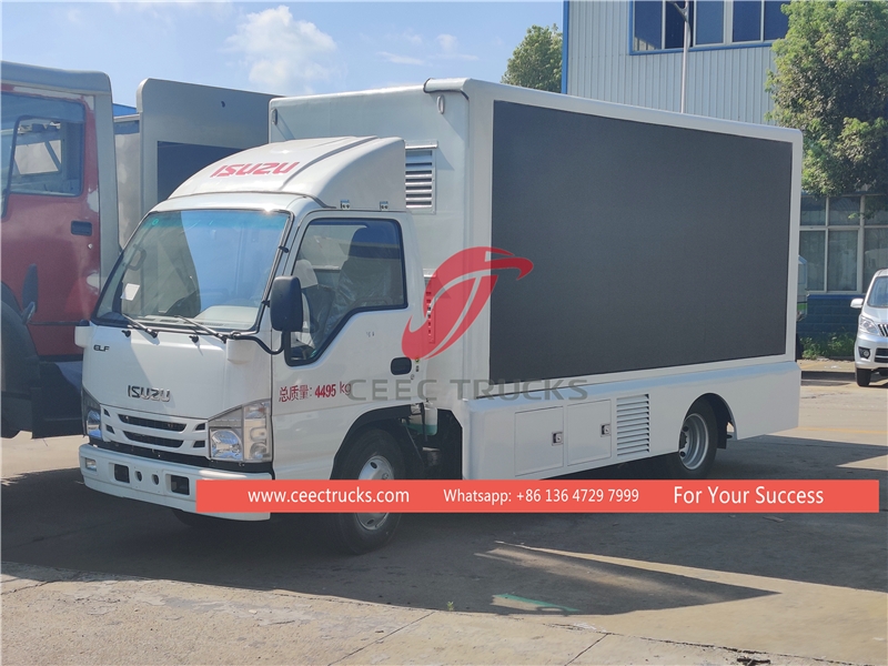 ISUZU 100P 4*2 pogon mobilna pozornica