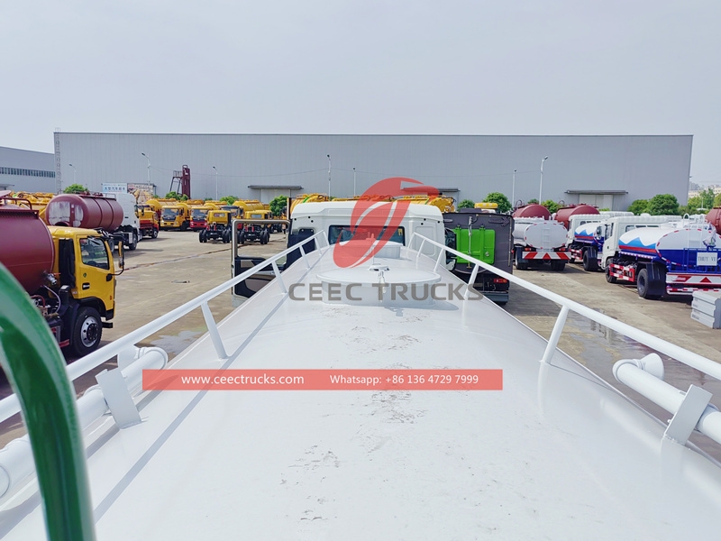 Kamioni cisterne za vodu Howo 8x4, 25.000 litara