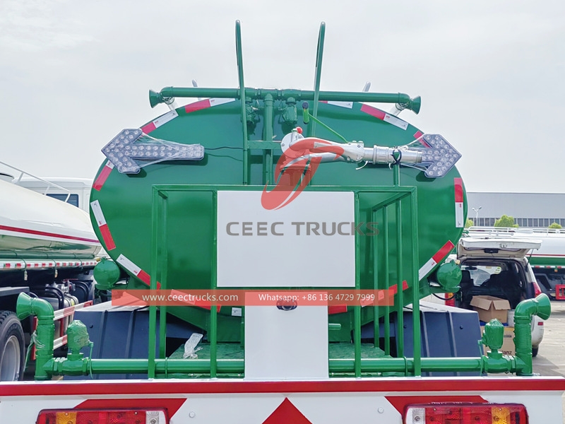 Kamioni cisterne za vodu Howo 8x4, 25.000 litara