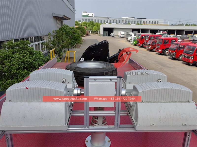 Howo vozilo za spasavanje od požara sa 5 tona dizalicom i 12m hitnim osvetljenjem