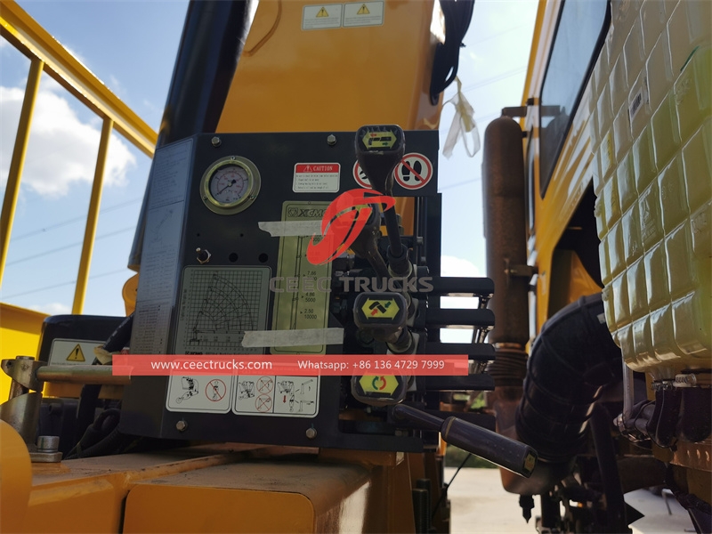 Sinotruk 6×4 400KS kamion montirana dizalica XCMG