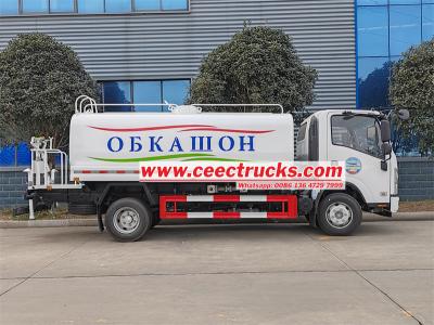 Isuzu water hauling tanker truck