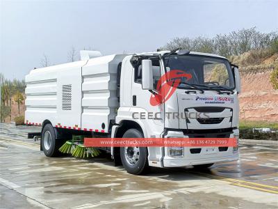 ISUZU 205HP middle-duty road sweeper