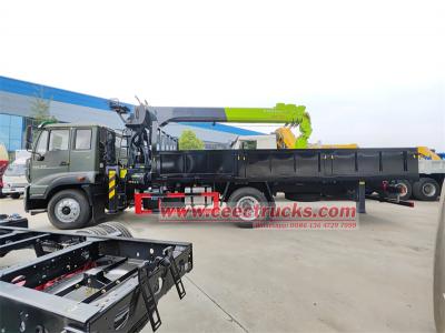 Sinotruk HOWO Truck with 8tons Crane