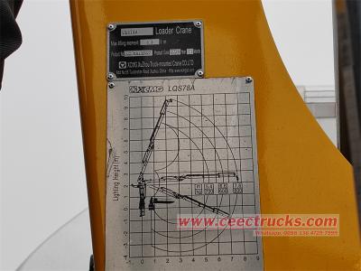 Isuzu KV600 garbage truck with hydraulic crane