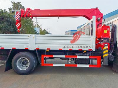 Africa ISUZU FTR cargo truck with telescopic crane 